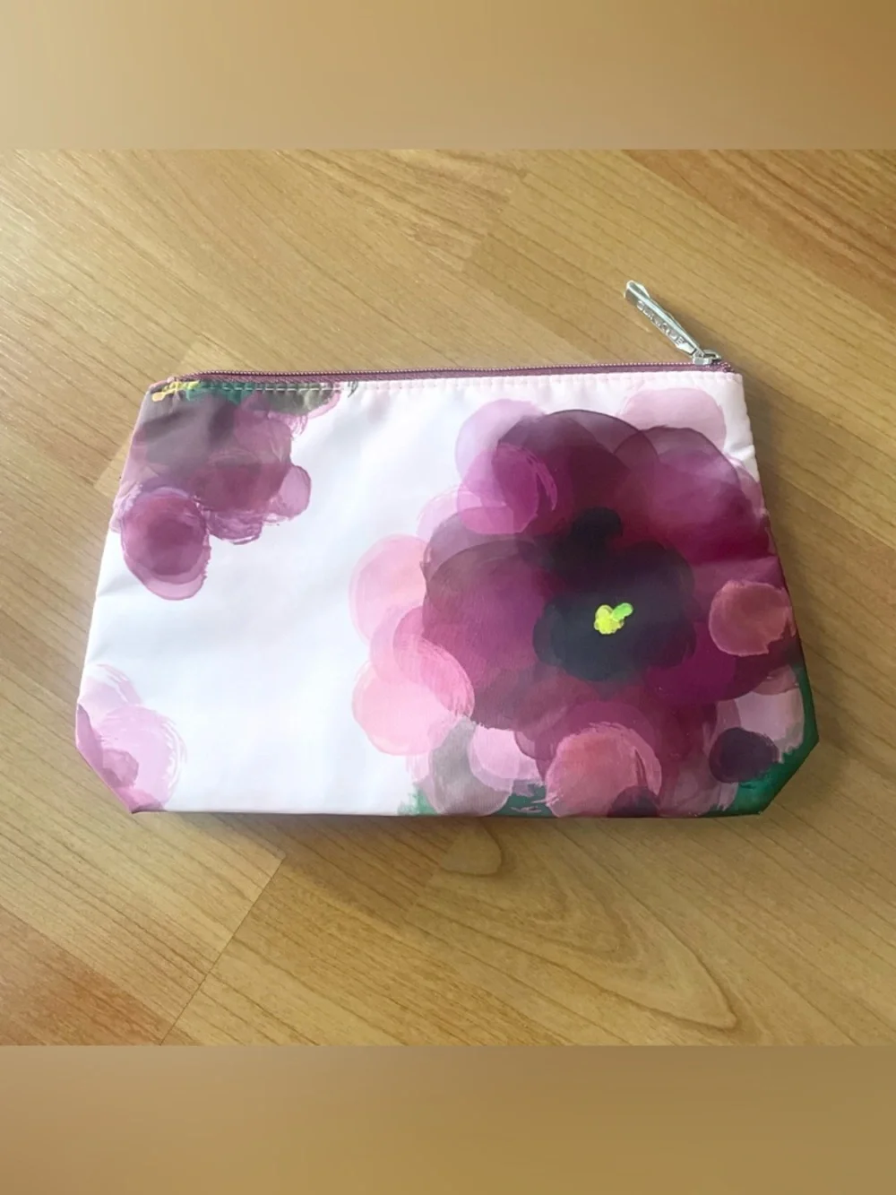 NWOT Jonathan Cohen for Clinique Cosmetic Bag